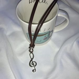 Treble Clef Necklace (Brown)